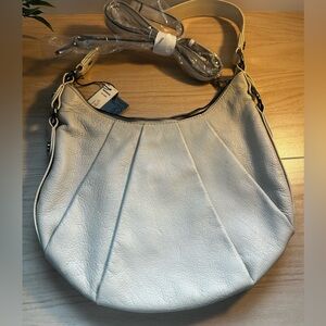 NWT Simply Vera Vera Wang Cream Hobo Bag with Textured Leather